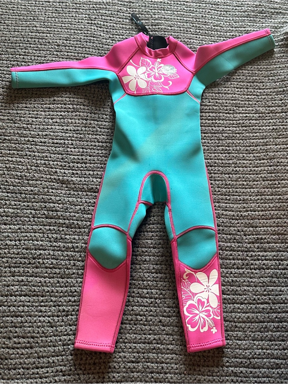 Girls' New Neoprene Wetsuit Pink& turquoise. Size small/2-3T